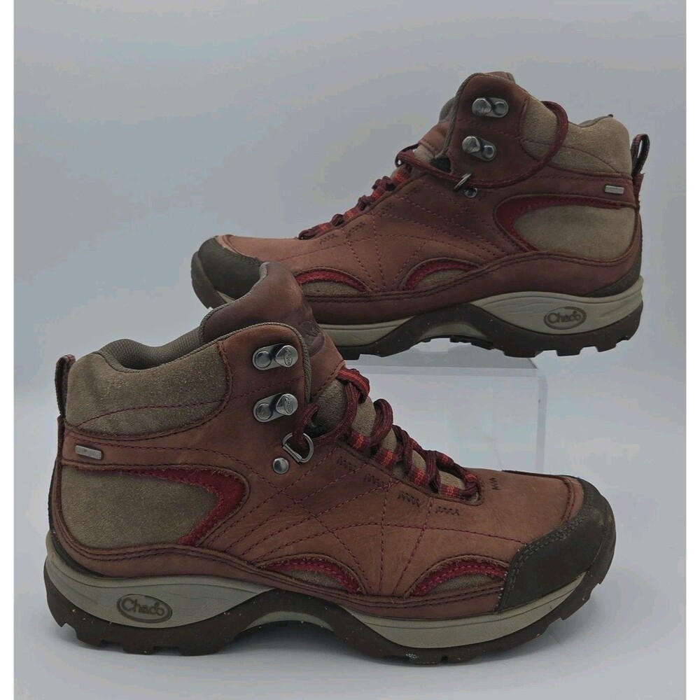 Chaco hiking boots Womens Sz 7.5 waterproof leather and nubuck Brown And Red EUC